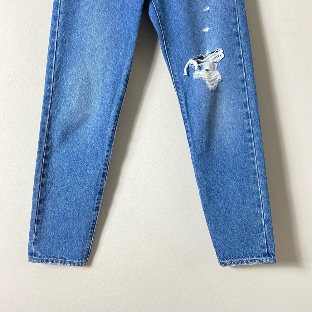 Levi’s Wedgie Icon High Rise Jeans in Athens Asleep Medium Wash - 24 - Picture 9 of 16